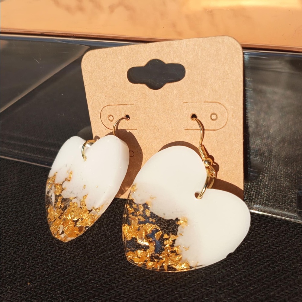 Elegant White and Gold Heart Earrings